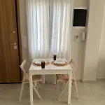 A&a With Balcony Appartamento Kalamata