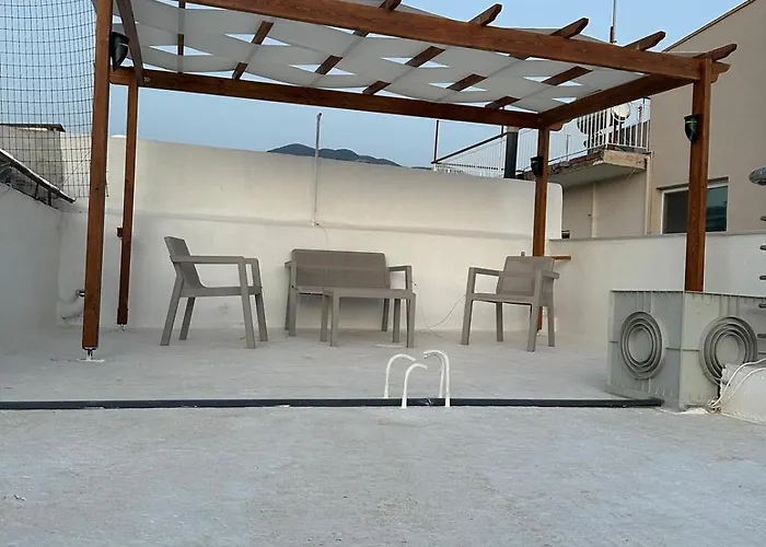 A&a With Balcony Apartment Kalamata