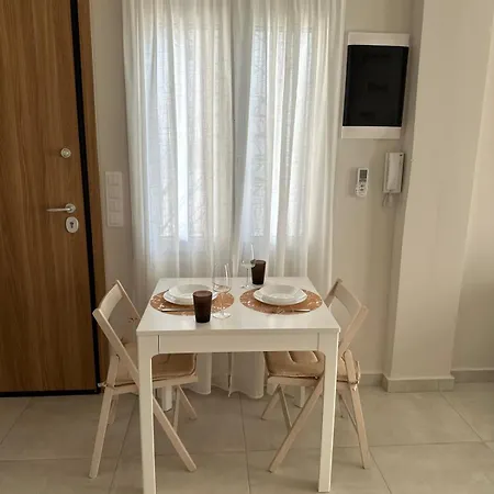 A&a With Balcony Apartment Kalamata