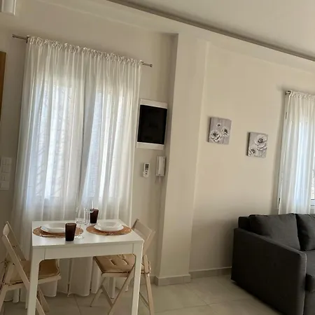 A&a With Balcony Apartment *